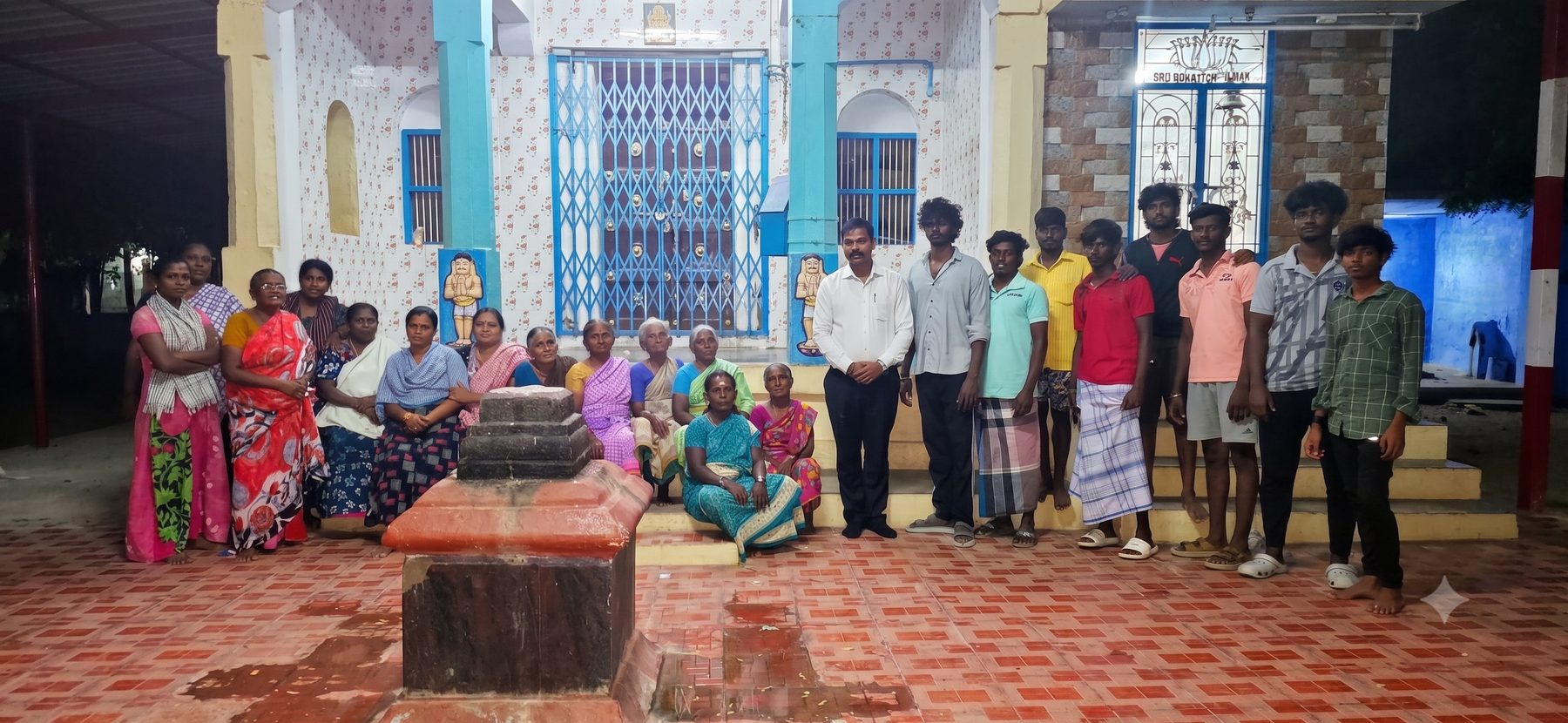 மேலப்புதுக்குடி பகுதி மக்களுடன் நெல்லை ஜான் முத்து — கிராமக் கூட்டம்